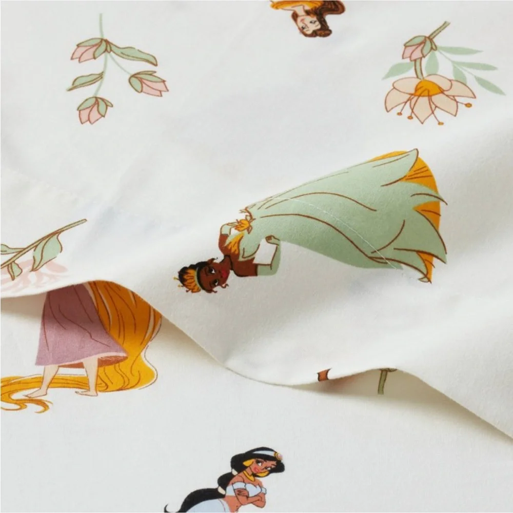 Queen Princess Characters Kids' Sheet Set - The Disney Collection by Pillowfort